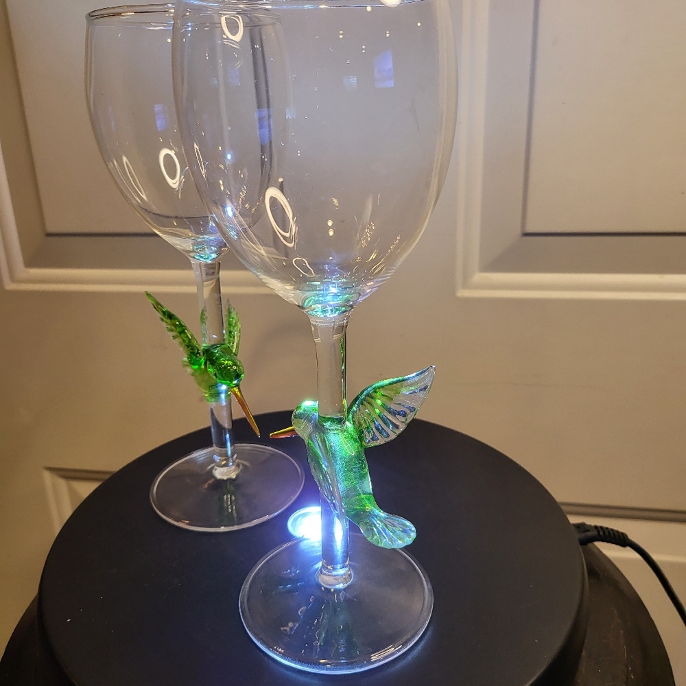 Artisan Hummingbird Colored Wine Glasses - Picture 8 of 16